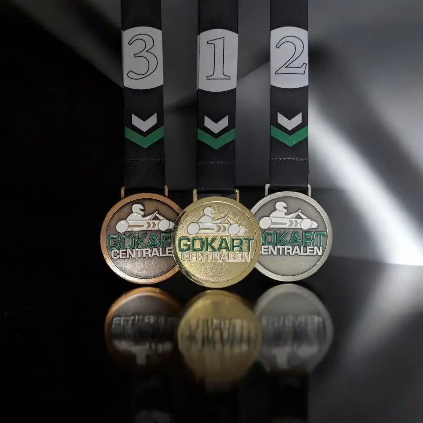 kundunika medaljer och tryckta band