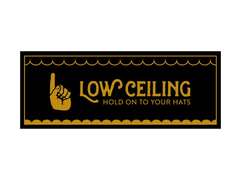 Pinchos skylt #16 LOW CEILING, finger uppåt 235x90mm